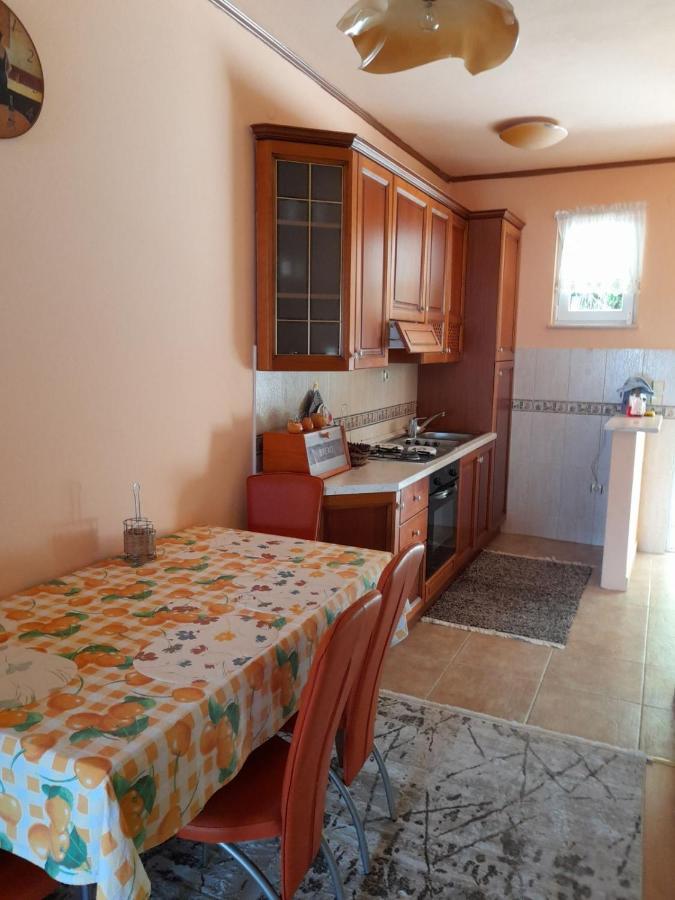 Villa Garden Apartments Herceg Novi Exteriör bild