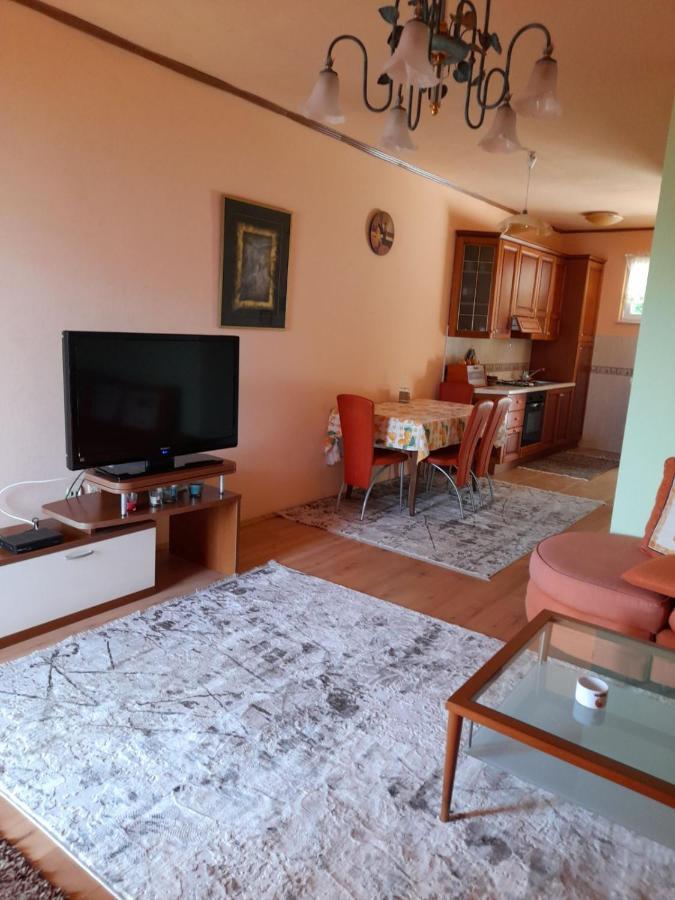 Villa Garden Apartments Herceg Novi Exteriör bild